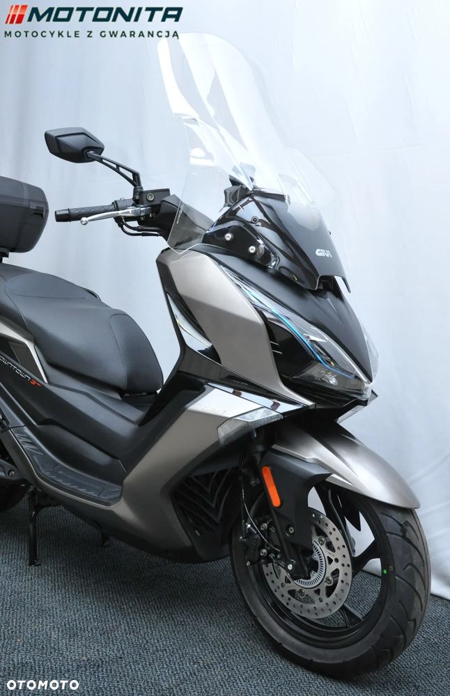 Kymco Downtown - 3