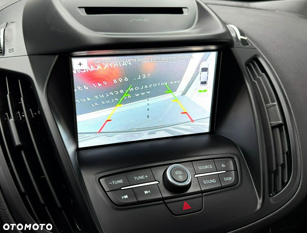 Ford Kuga 1.5 EcoBoost 2x4 Business Edition - 25
