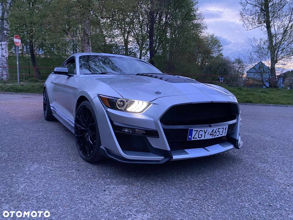 Ford Mustang - 18