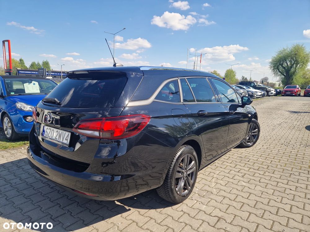 Opel Astra 1.2 T Ultimate S&S - 2