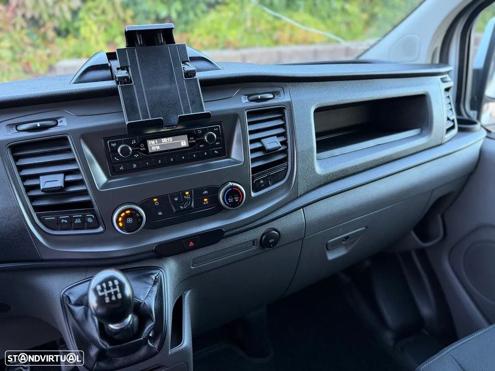 Ford Transit Custom 2.0 TDCi 130HP Teto Alto 3L - 17