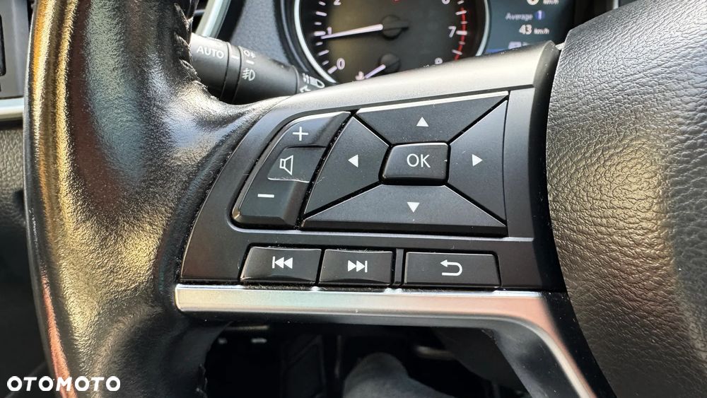 Nissan Qashqai 1.3 DIG-T SHIRO - 22