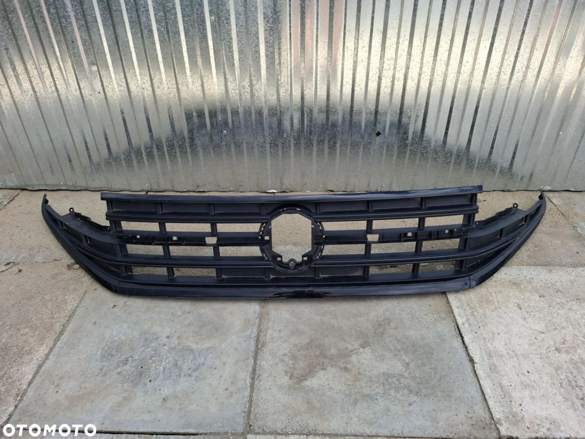 GRILL PRZEDNI PRZÓD VW TOUAREG 760 LIFT R LINE ŁADNY - 1