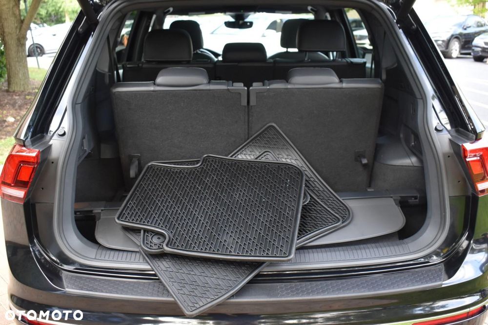 Volkswagen Tiguan Allspace 2.0 TSI 4Mot Highline DSG 7os - 32