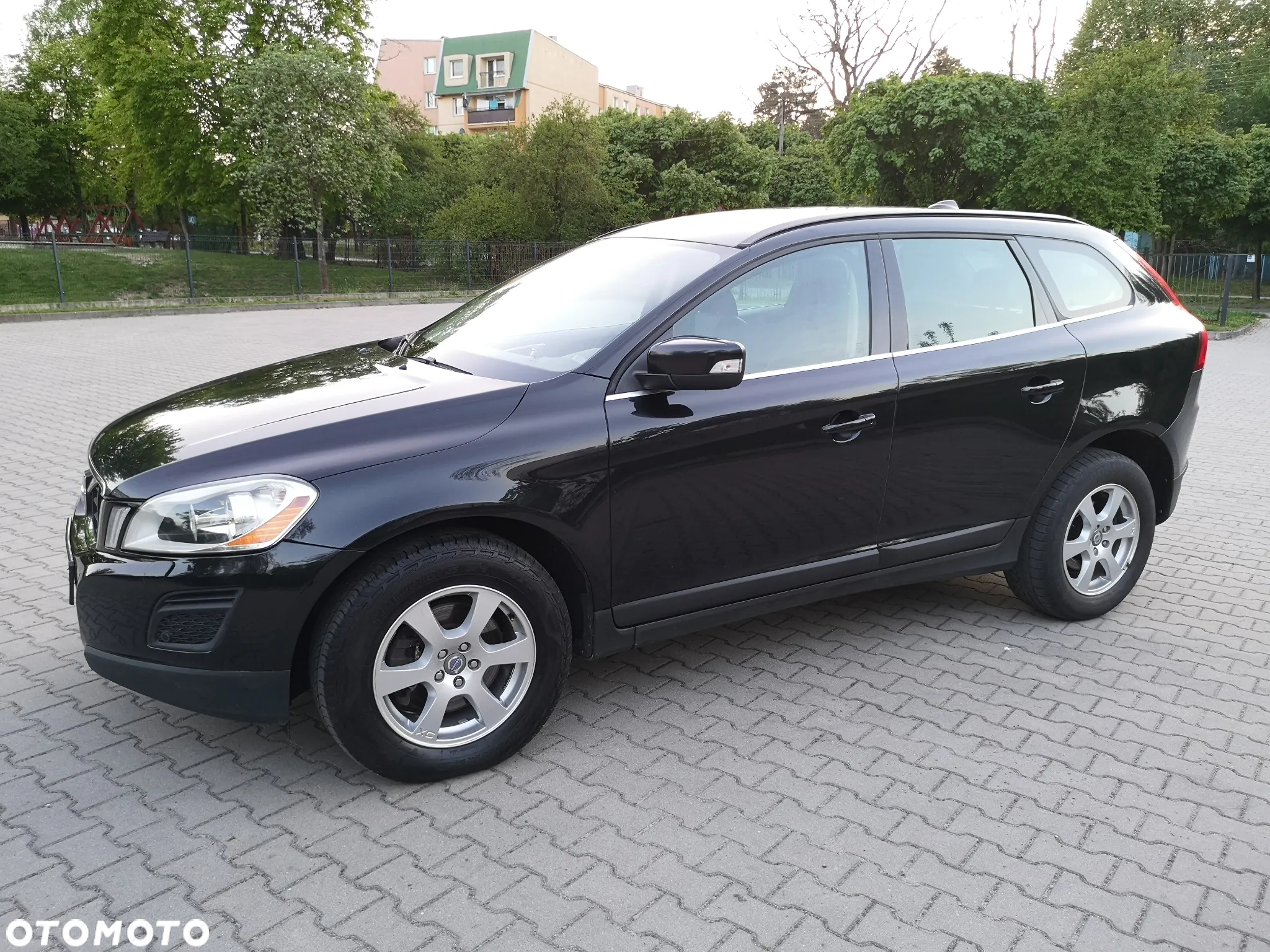 Volvo XC 60 D3 AWD Momentum - 32