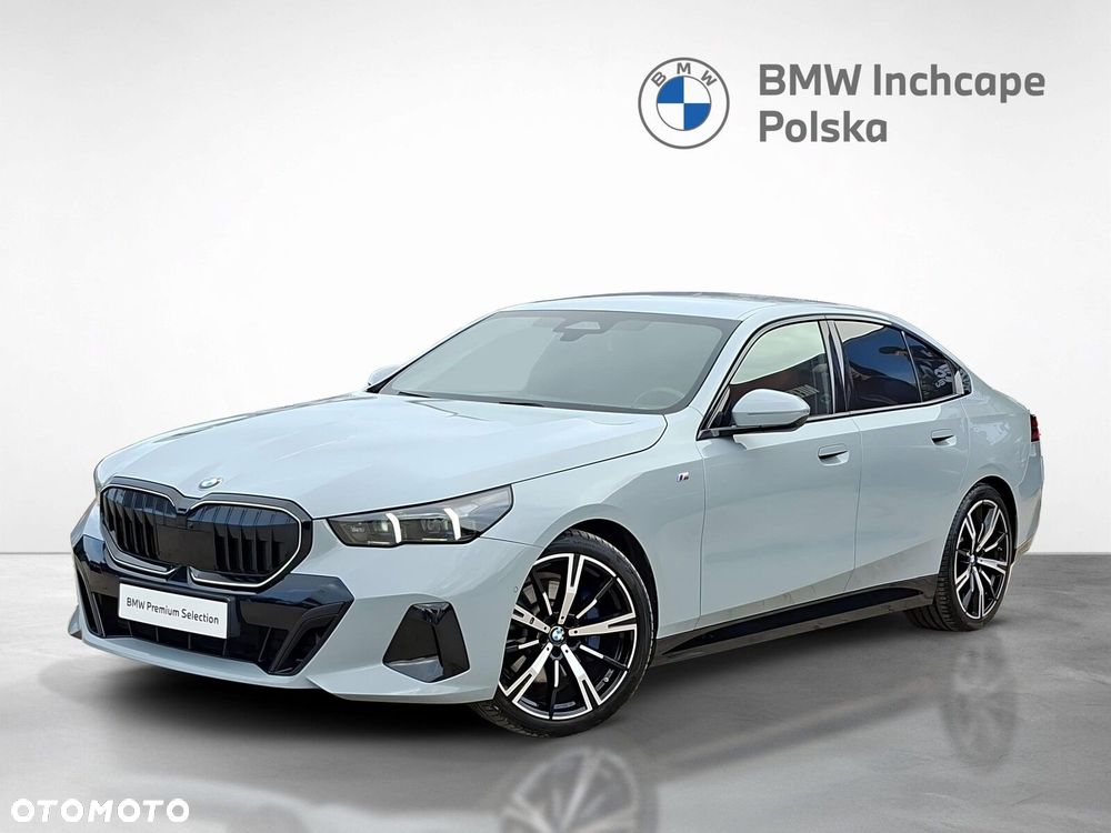 BMW Seria 5 520d xDrive mHEV M Sport - 2