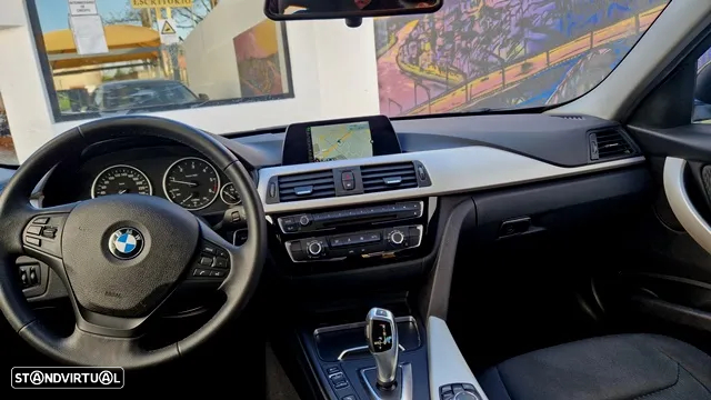 BMW 320 d Advantage Auto - 7