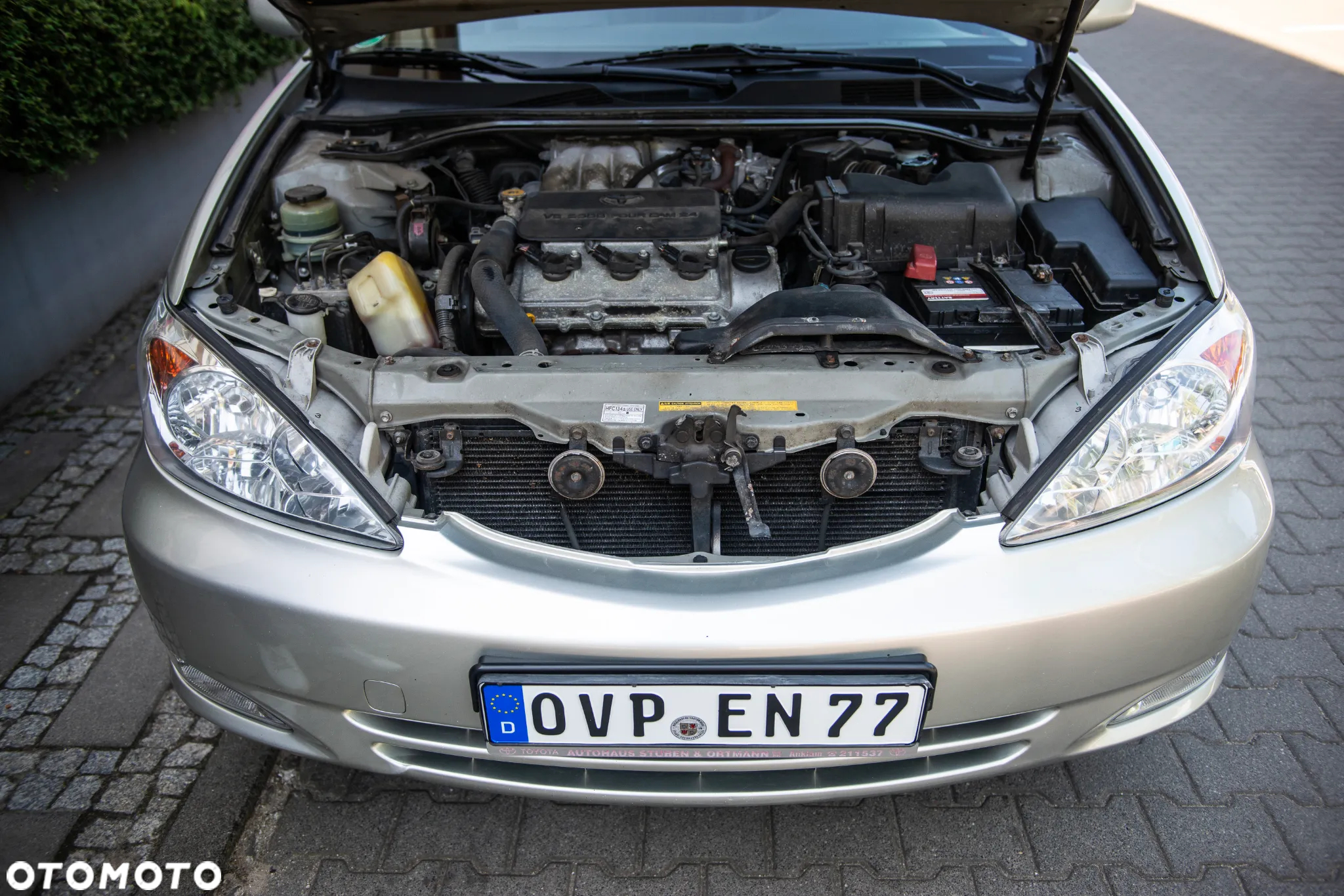 Toyota Camry 3.0 V6 - 8