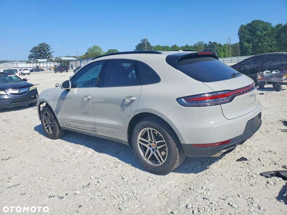Porsche Macan - 2