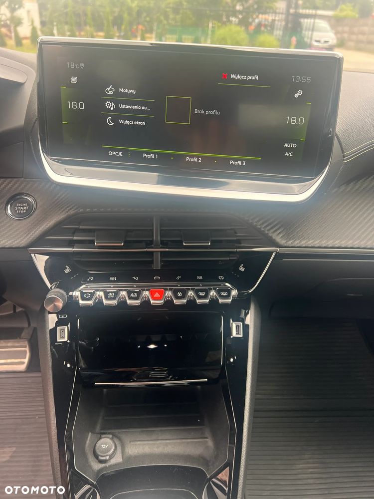 Peugeot 2008 1.2 PureTech GT Line S&S EAT8 - 24