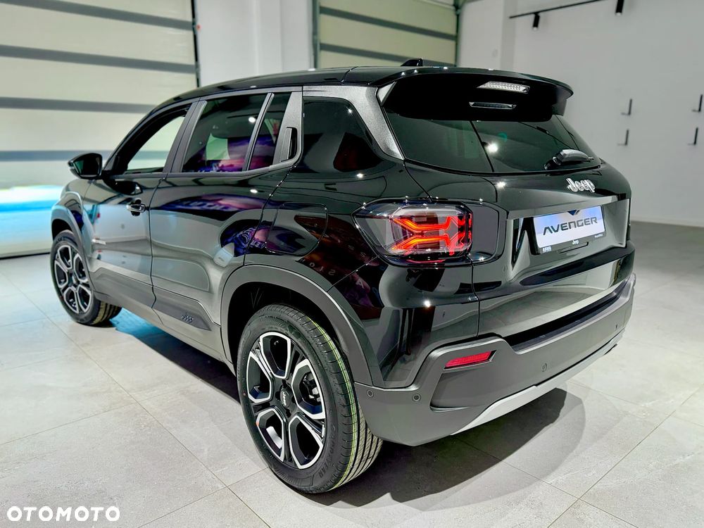 Jeep Avenger 1.2 T3 mHEV Summit FWD eDCT6 - 7