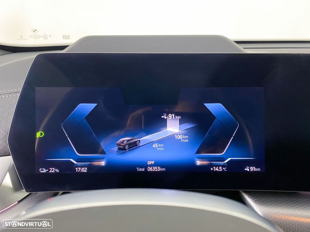 BMW iX2 eDrive20 Pack Desportivo M - 13