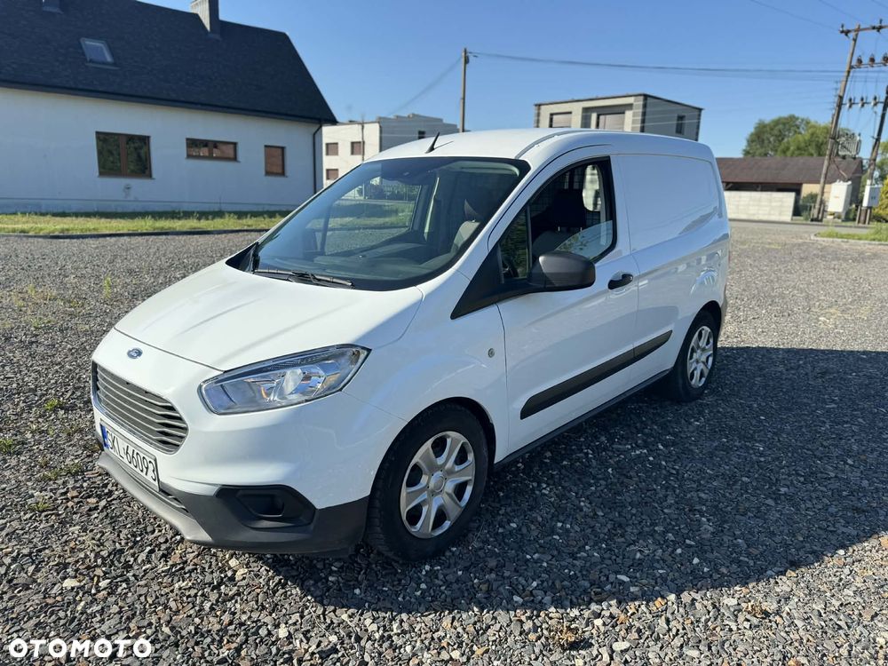 Ford Transit Courier - 1
