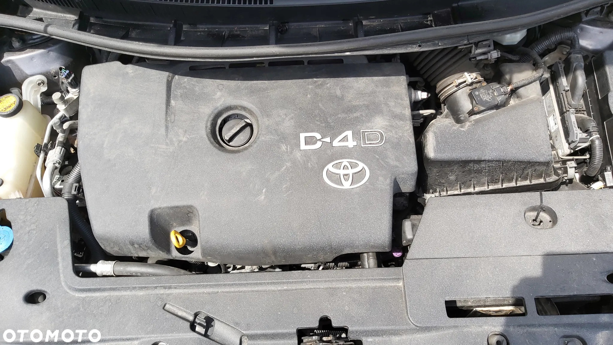 Toyota Auris 2.0 D-4D Executive - 24