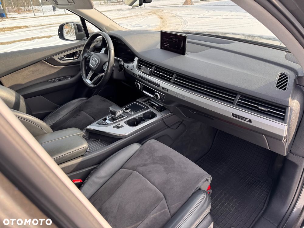 Audi Q7 - 26