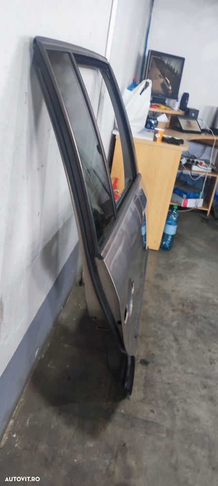 Usa spate dreapta volkswagen vw touran 1T2 cros cod vopsea LD7S - 6