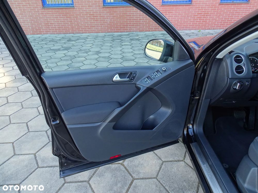 Volkswagen Tiguan 2.0 TDI 4Mot Sport&Style DSG - 17