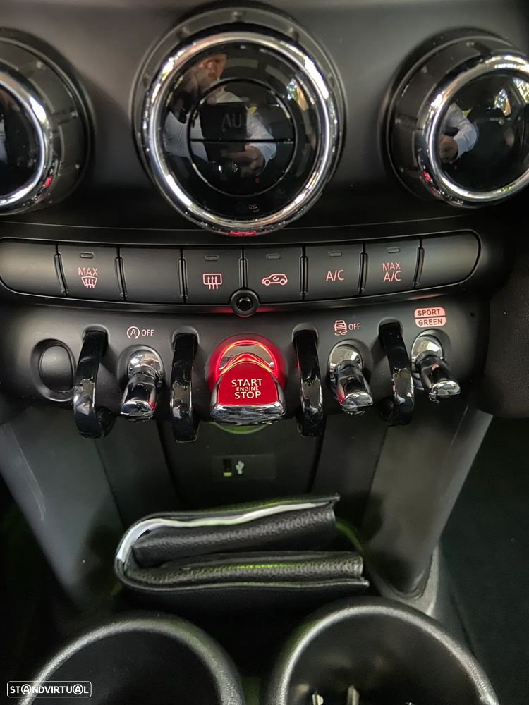 MINI 5 Portas Cooper D - 11