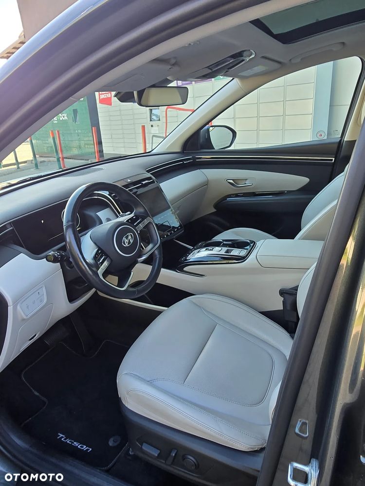 Hyundai Tucson 1.6 T-GDi HEV Platinum 4WD - 16