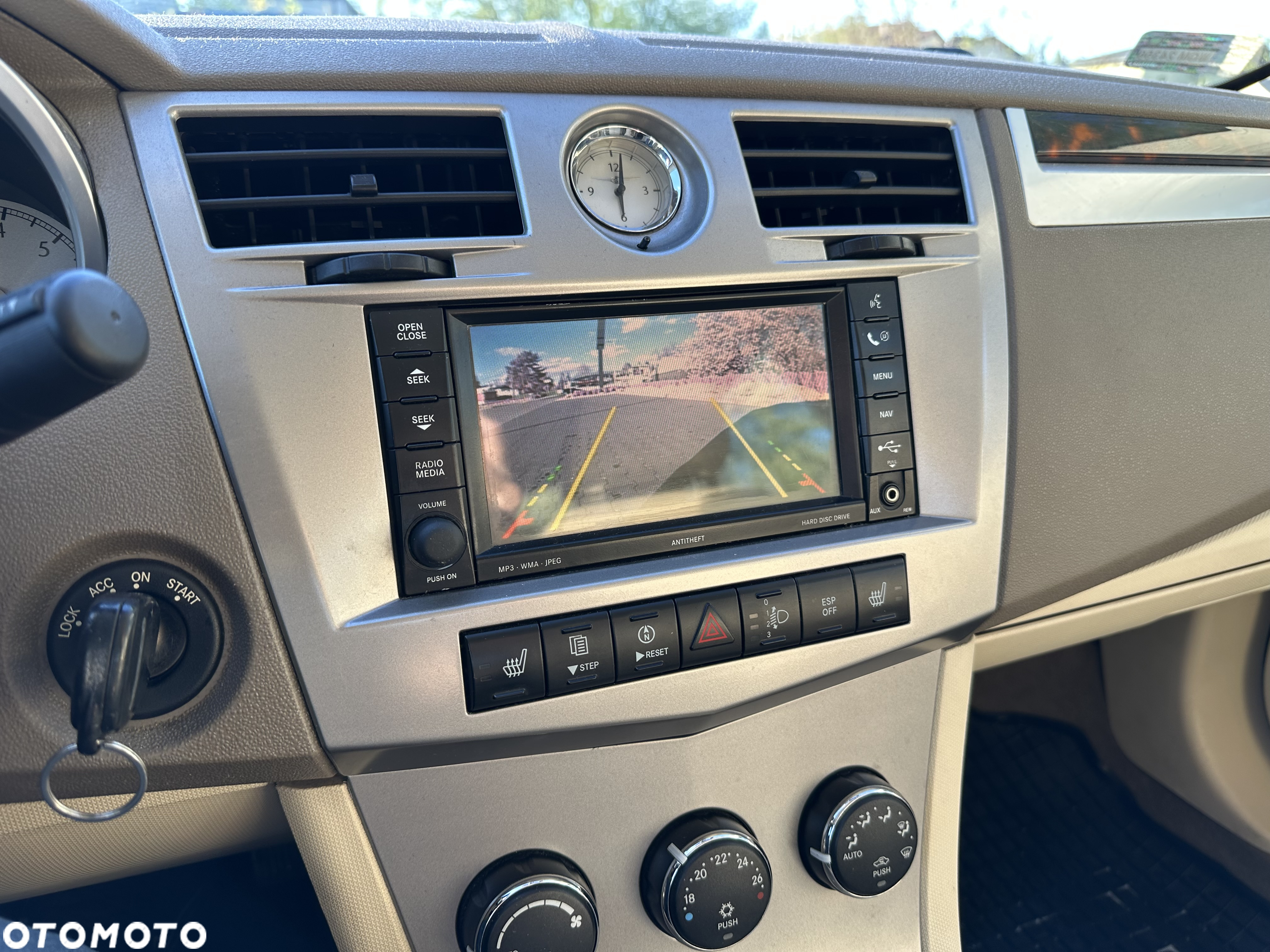 Chrysler Sebring - 13