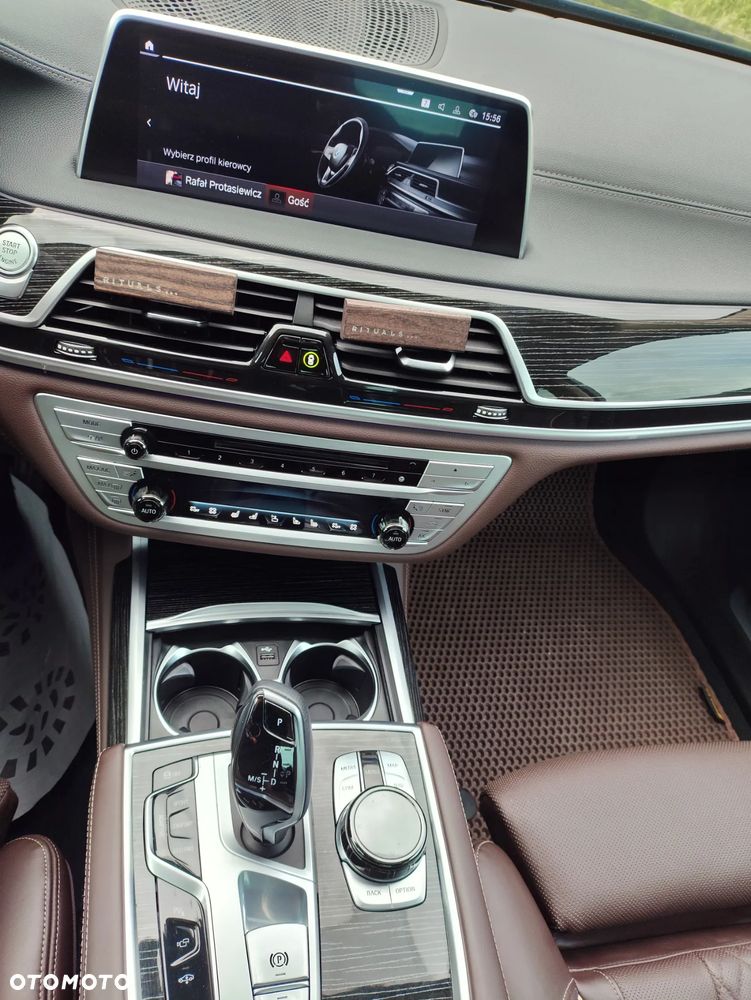 BMW Seria 7 740d xDrive mHEV sport - 17
