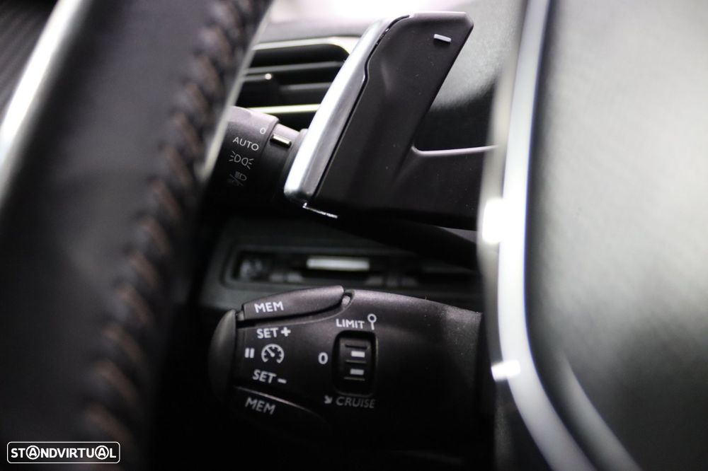 Peugeot 3008 PureTech 130 Stop & Start GPF EAT8 Active Business-Pack - 11