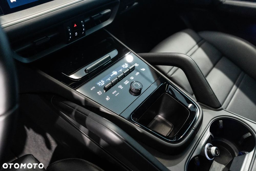 Porsche Cayenne E-Hybrid PHEV - 25