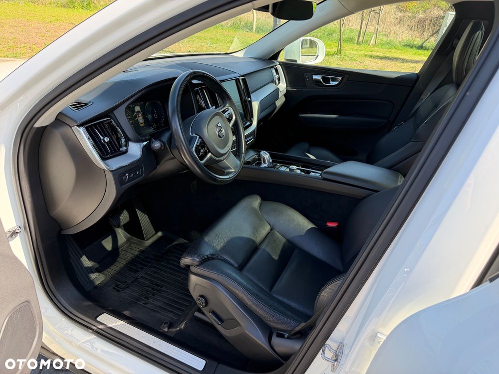 Volvo XC 60 T8 AWD Plug-In Hybrid Inscription Expression - 16