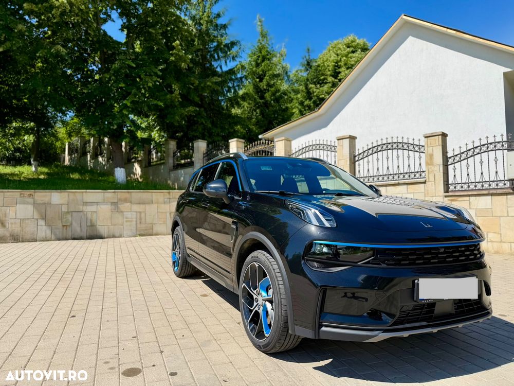 Lynk&Co 01 - 24