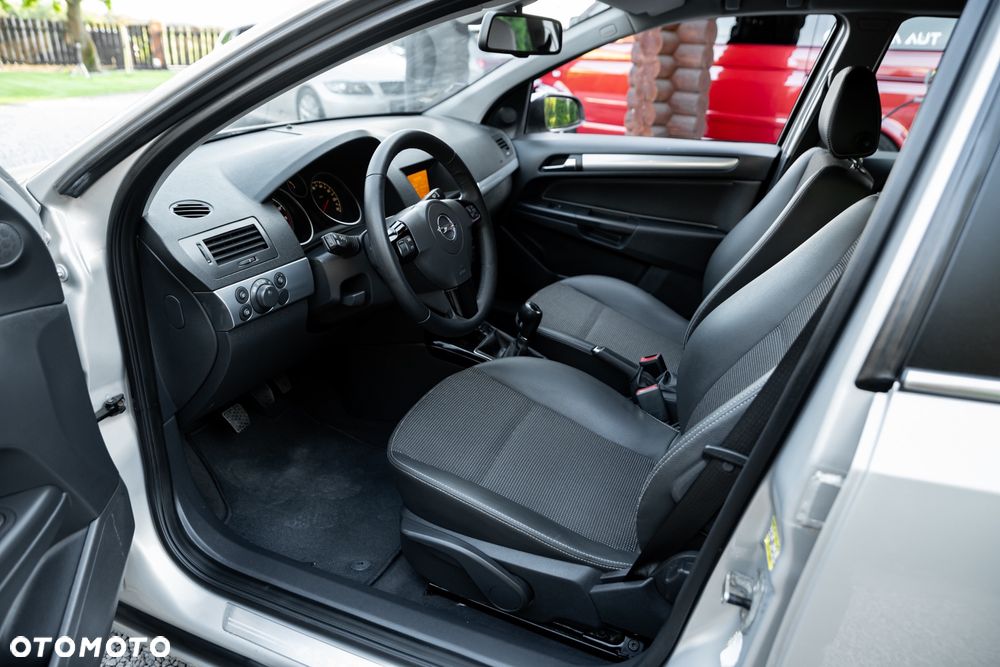 Opel Astra 1.4 Comfort / Cool - 17