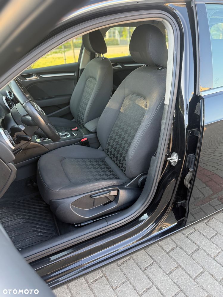 Audi A3 Sportback - 15