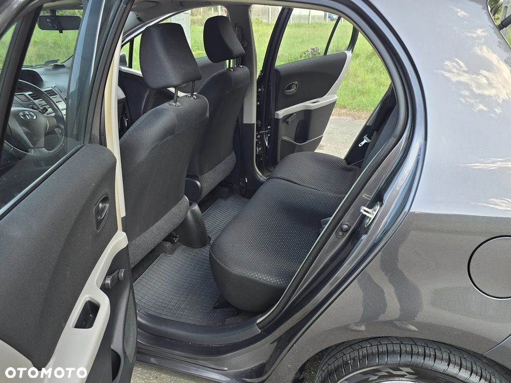 Toyota Yaris 1.33 Luna - 6