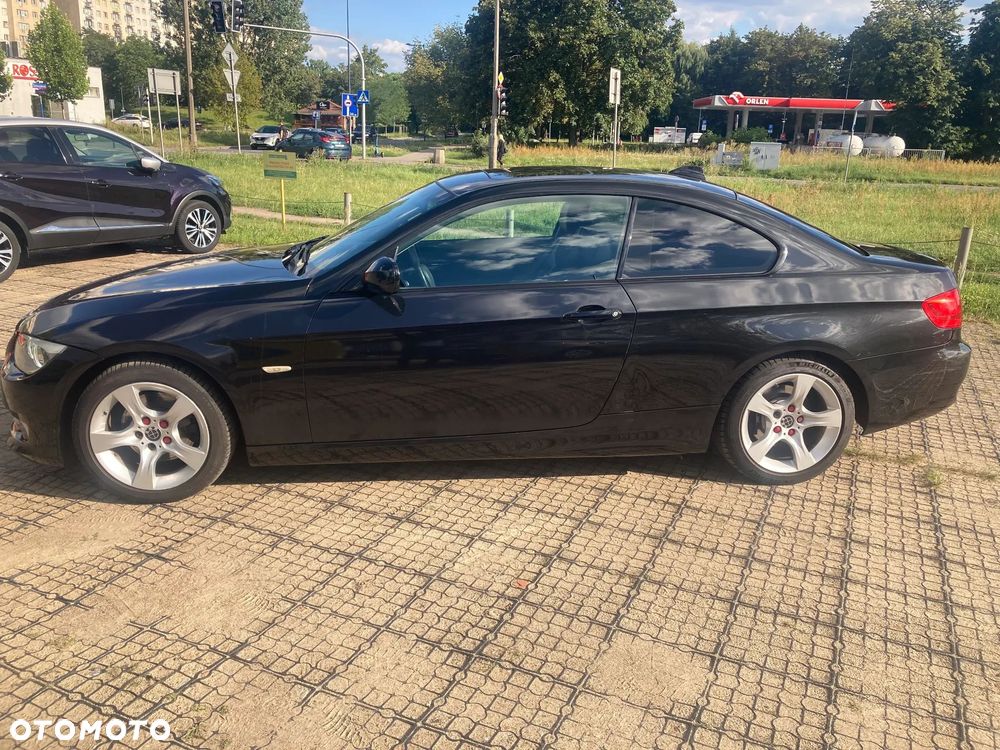 BMW Seria 3 330xi - 2
