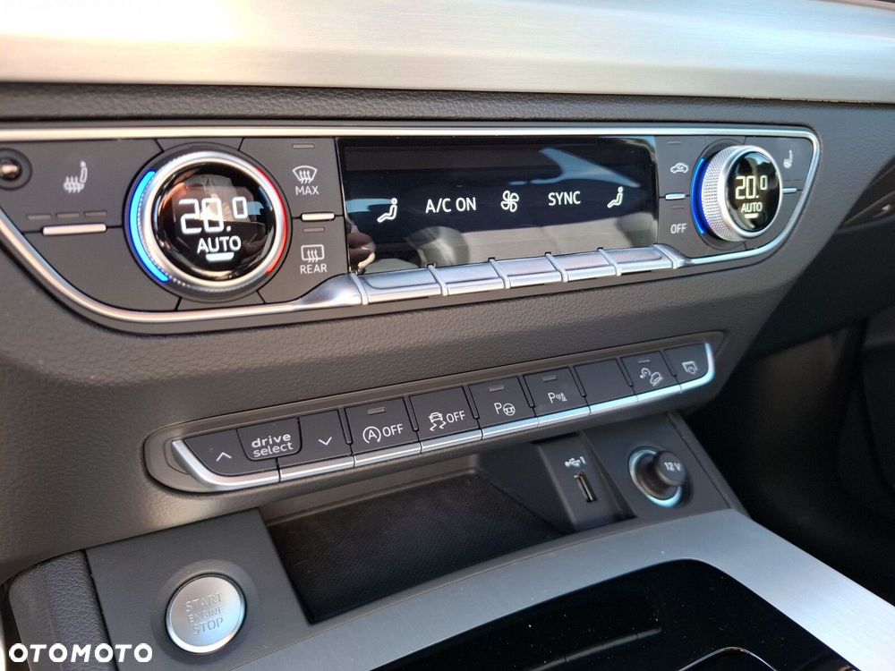 Audi Q5 Sportback - 32
