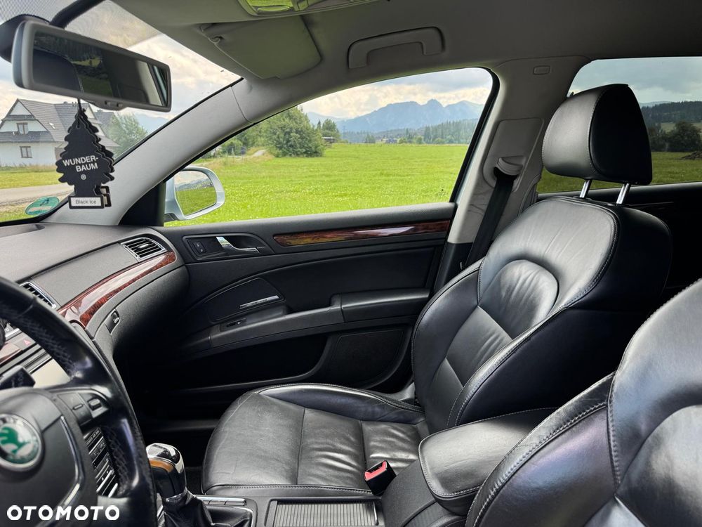 Skoda Superb 2.0 TDI 4x4 Elegance - 15