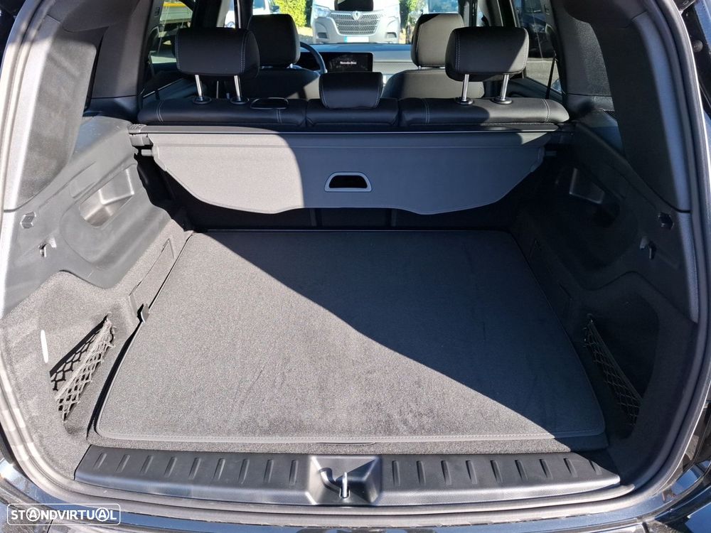 Mercedes-Benz GLB 180 d Progressive - 28