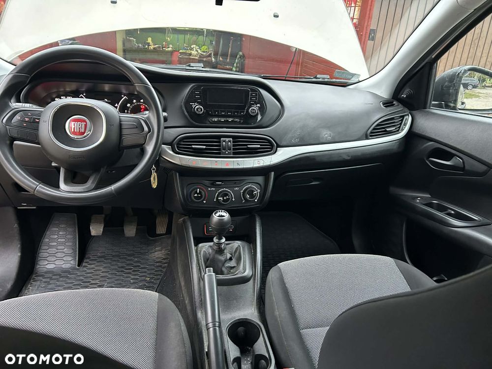 Fiat Tipo 1.4 16V - 5