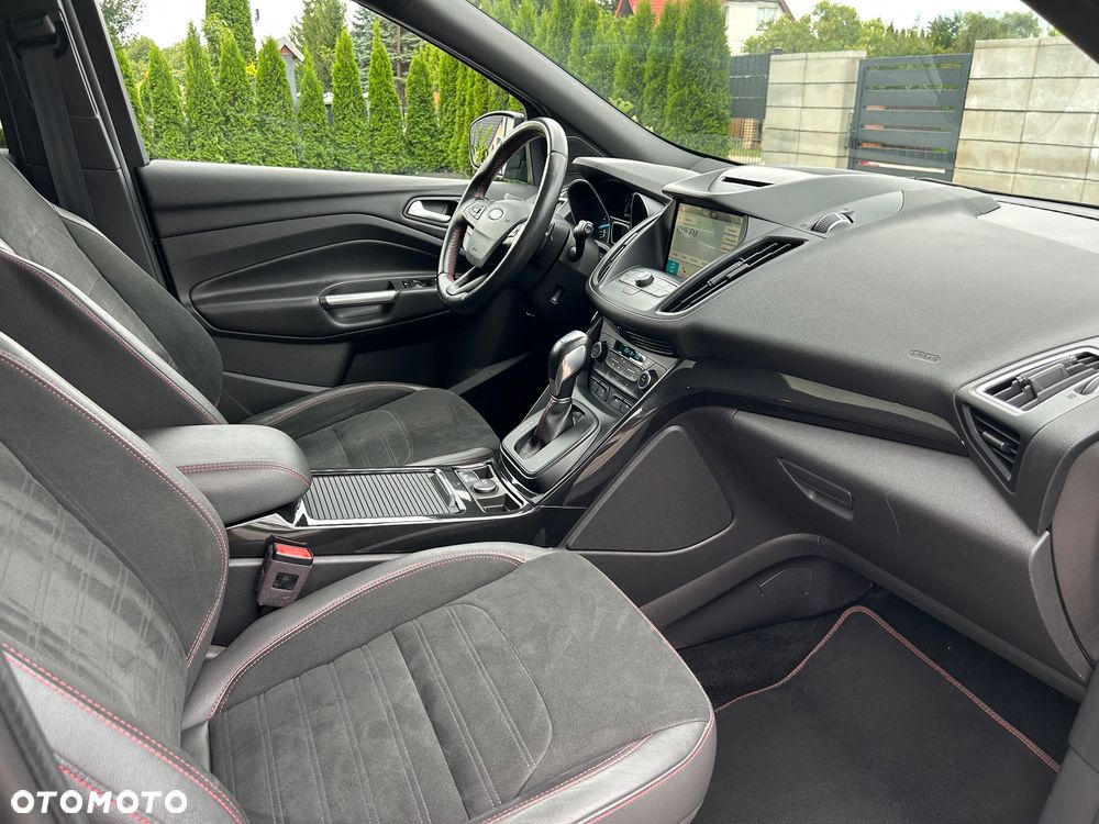 Ford Kuga 1.5 EcoBoost AWD ST-Line ASS - 21