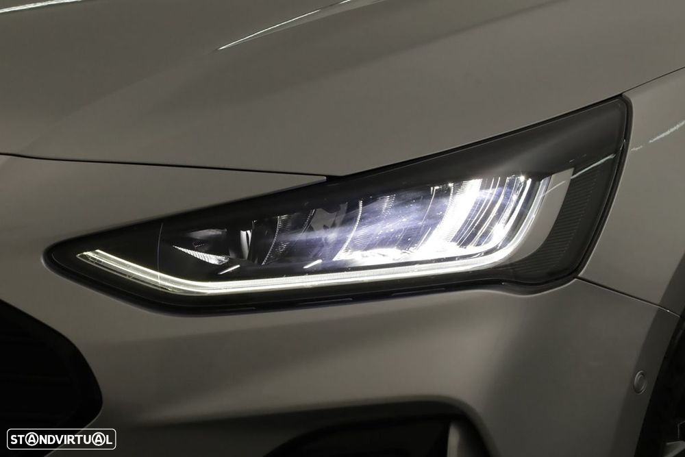 Ford Focus SW 1.0 EcoBoost MHEV ST-Line X Aut. - 6