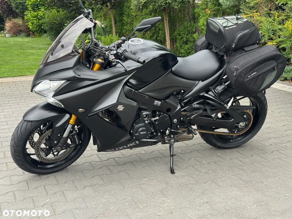 Suzuki GSX 1000 - 6