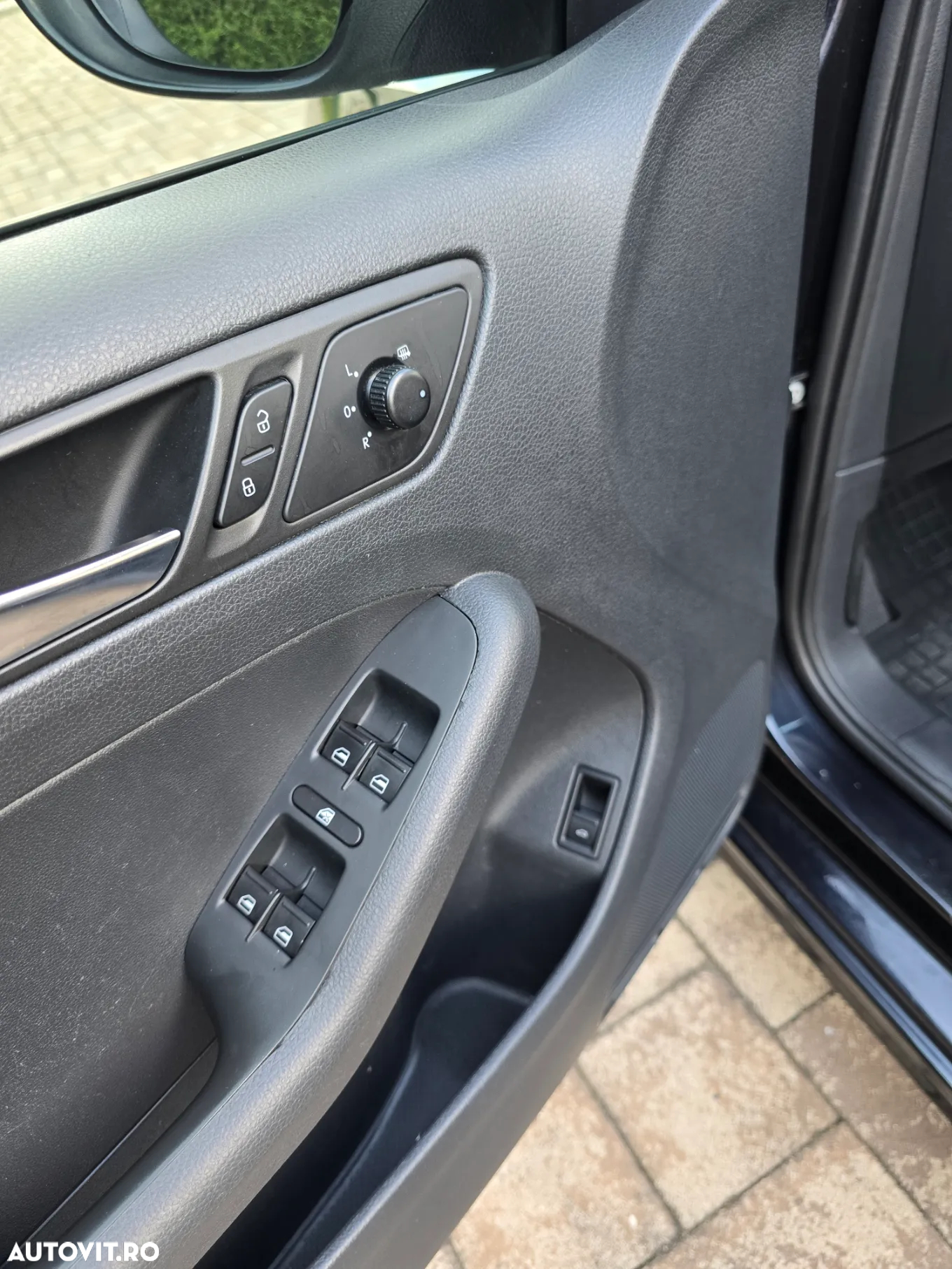 Volkswagen Jetta - 15