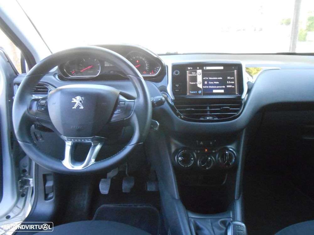 Peugeot 208 1.4 HDi Active - 14