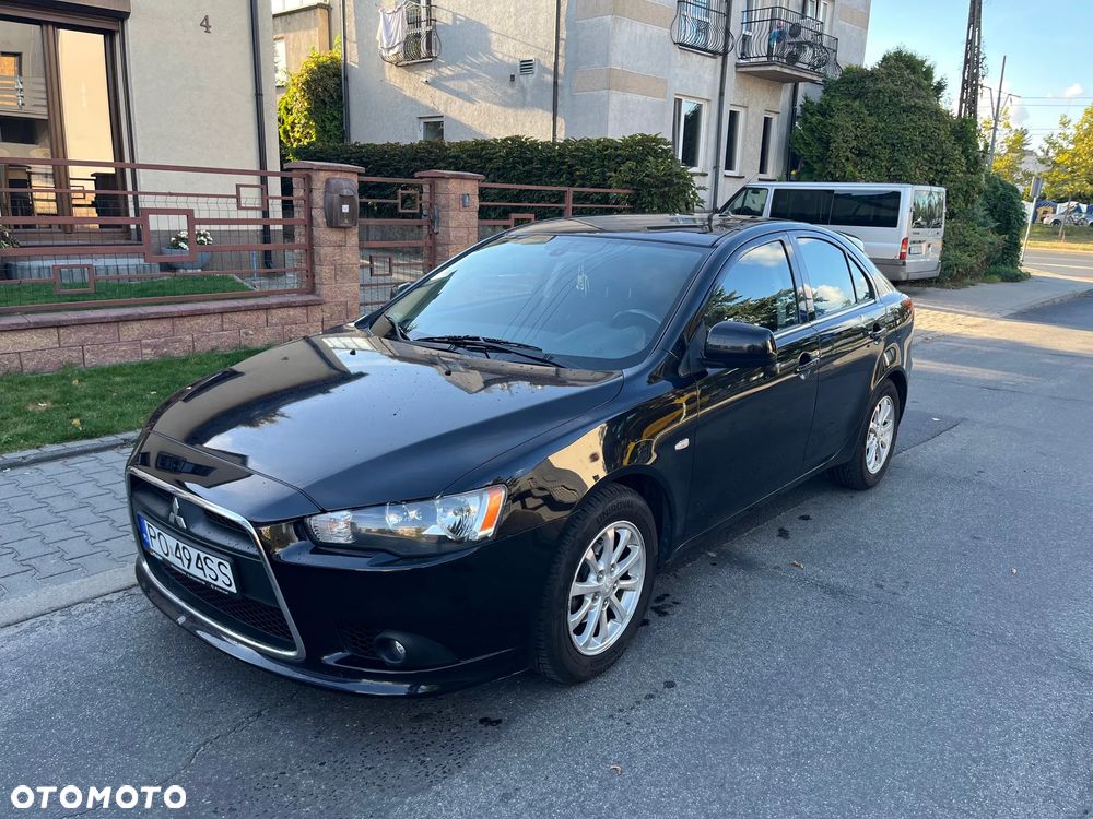 Mitsubishi Lancer 2010 photo 4