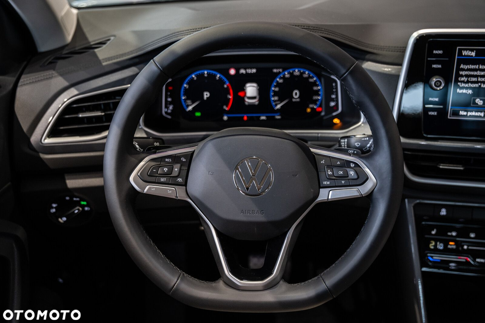 Volkswagen T-Roc - 11