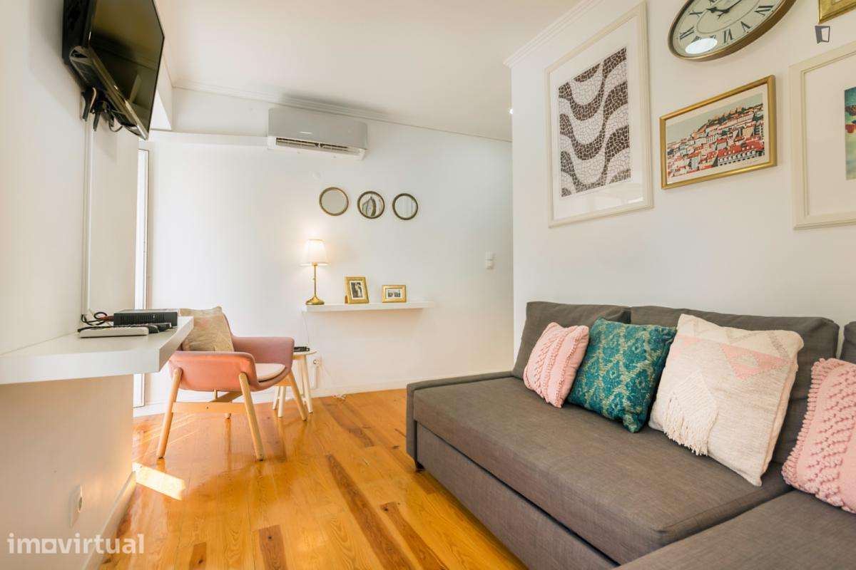 Apartamento com 1 quartos - localizado em Lisbon - Grande imagem: 3/22