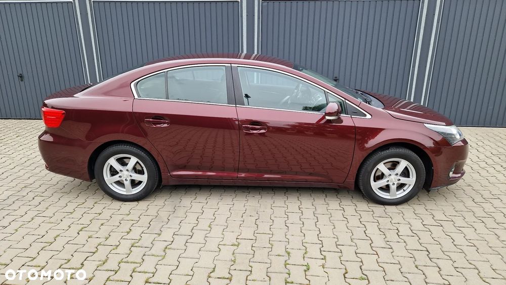 Toyota Avensis 2.0 D-4D Premium - 7