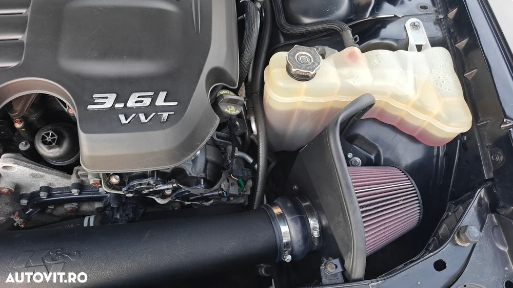 Dodge Challenger Automatik SXT Plus - 30