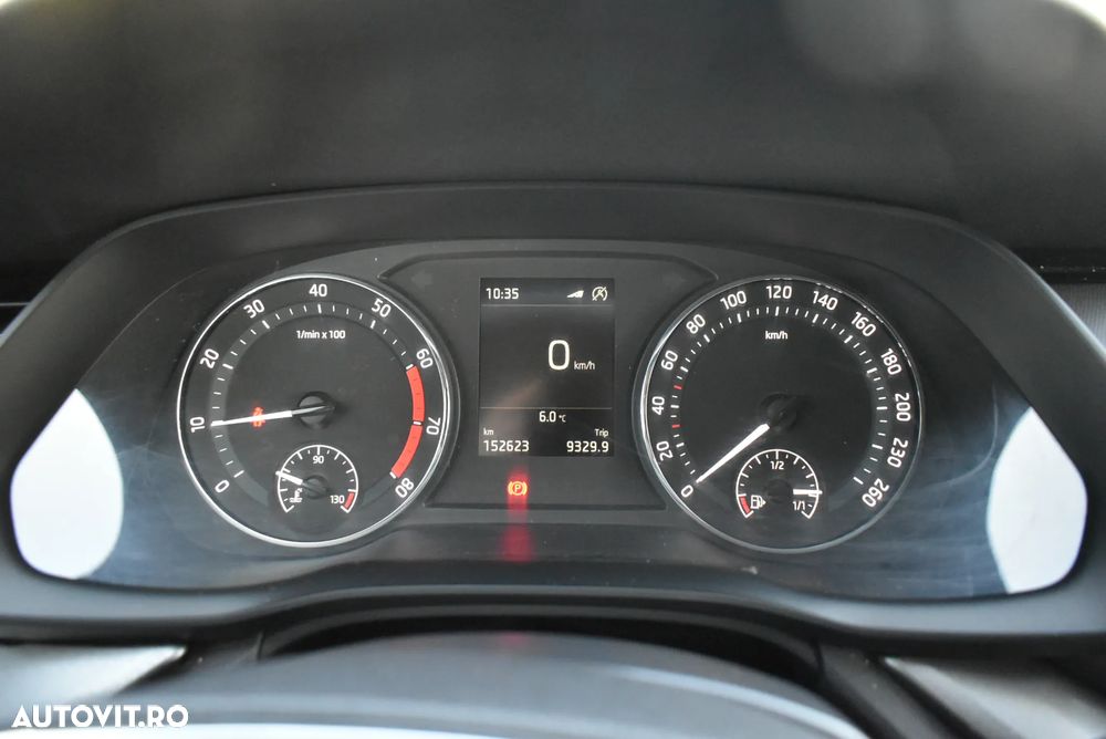 Skoda Octavia 1.5 TSI Ambition - 5