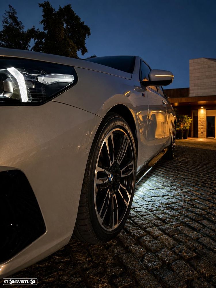 BMW 520 d Pack Desportivo M Pro - 33