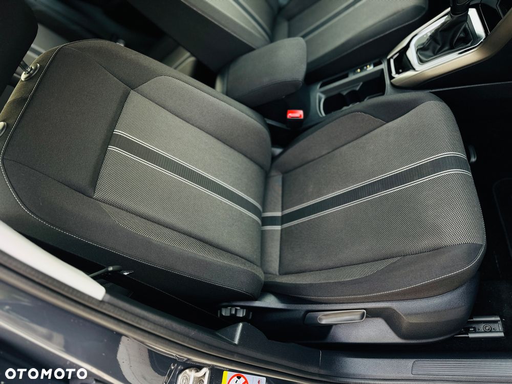Volkswagen T-Roc 1.5 TSI ACT OPF DSG IQ.DRIVE - 21